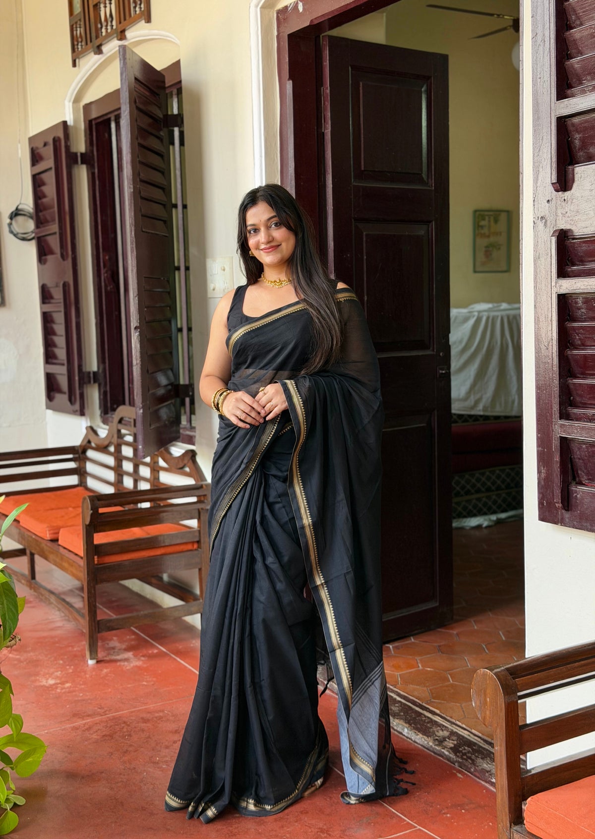 Inika -  Small Border Cotton Saree